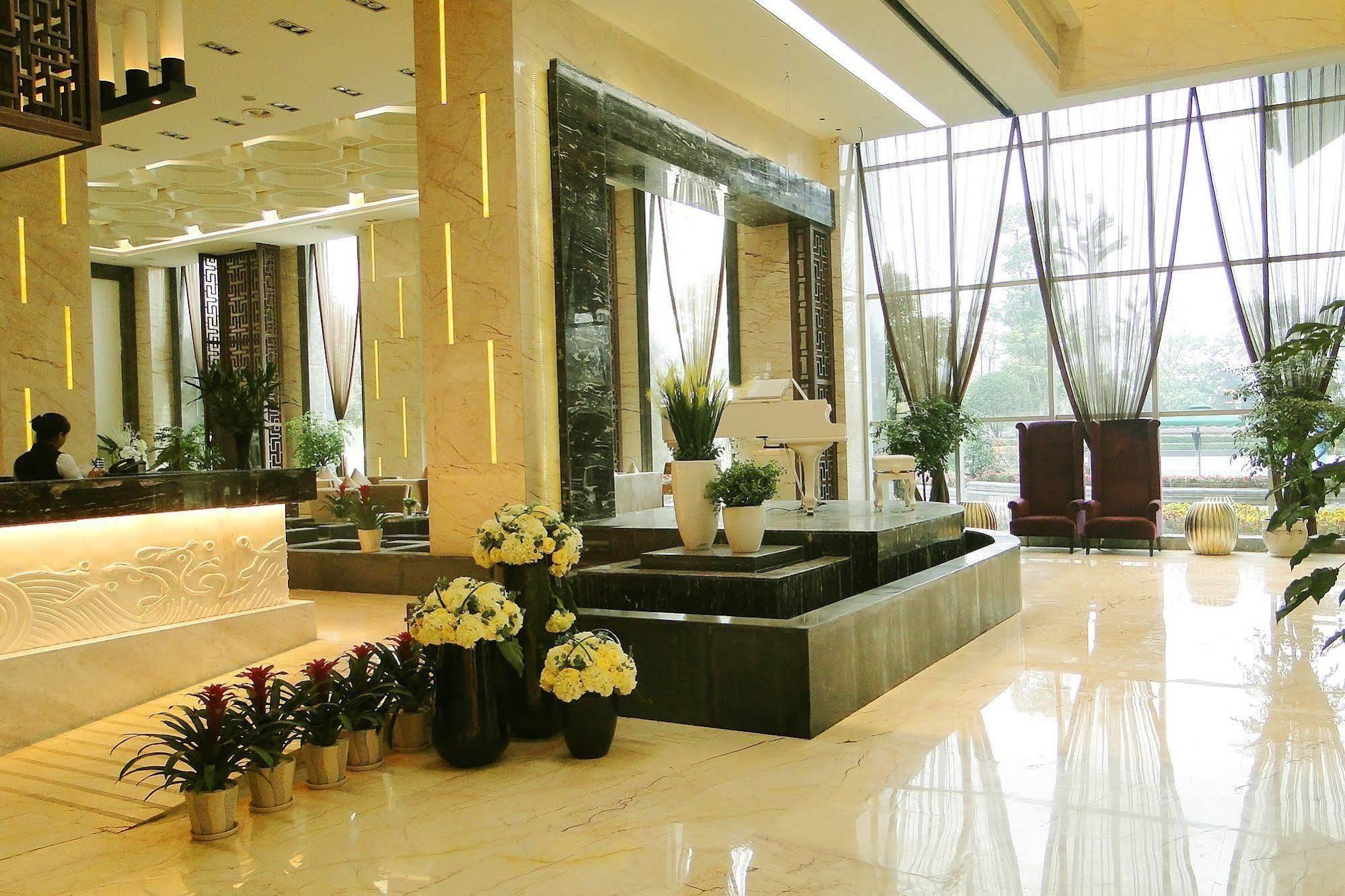 Minjiang Wanhao Hotel دوجيانجيان المظهر الخارجي الصورة