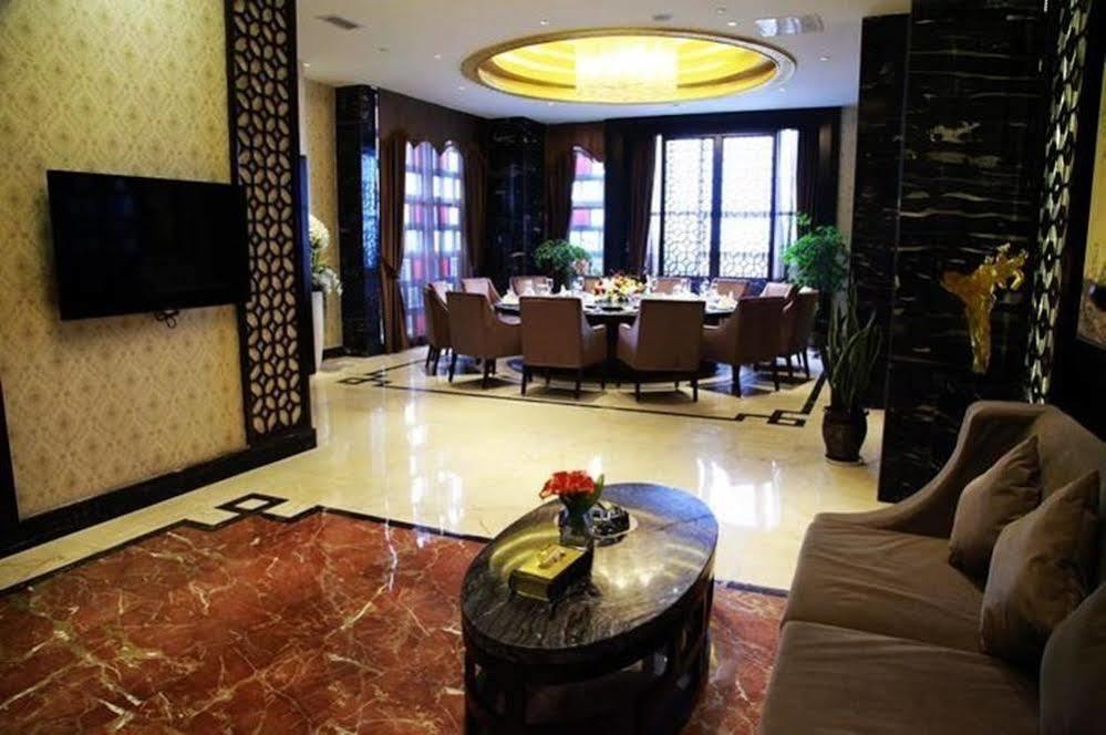 Minjiang Wanhao Hotel دوجيانجيان المظهر الخارجي الصورة